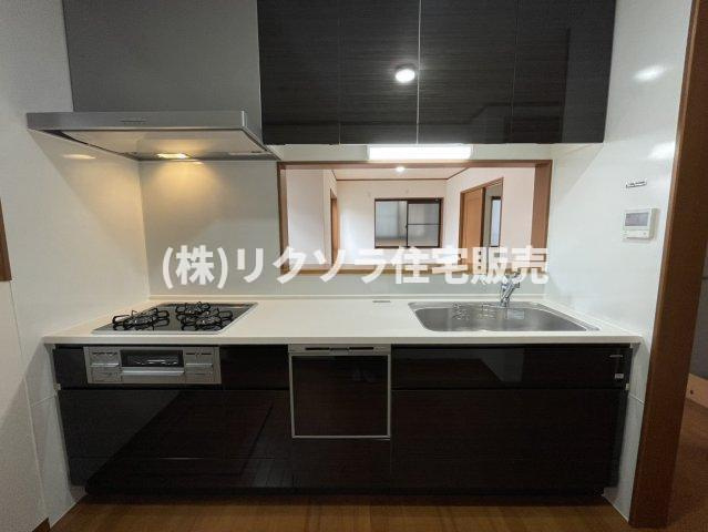 東山１丁目　中古一戸建てのキッチン|■物件内覧・資金計画相談・住宅ローン相談、リフォーム相談、お問合せ受付中■
※当日・翌日のご内覧、ご相談はお電話でのお問合せがスムーズです！