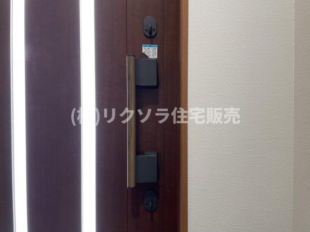 東山１丁目　中古一戸建ての防犯設備|ツーシリンダー錠
■物件内覧・資金計画相談・住宅ローン相談、リフォーム相談、お問合せ受付中■
※当日・翌日のご内覧、ご相談はお電話でのお問合せがスムーズです！