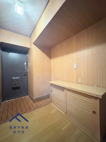 エバーライフ香椎第2の玄関