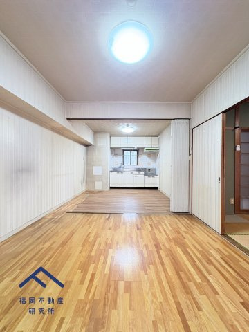 エバーライフ香椎第2の居間・リビング