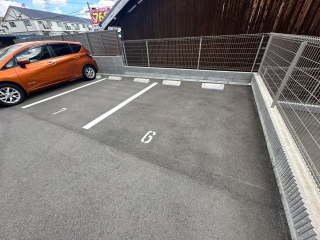 セジュール　大村の駐車場