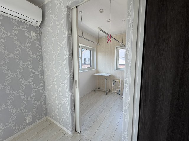 丹波島1丁目　中古住宅の洋室|2階サンルーム