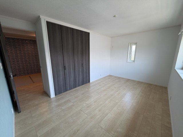 丹波島1丁目　中古住宅の洋室|2階洋室