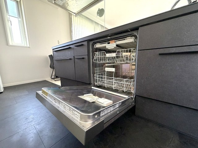 丹波島1丁目　中古住宅のキッチン|食洗機