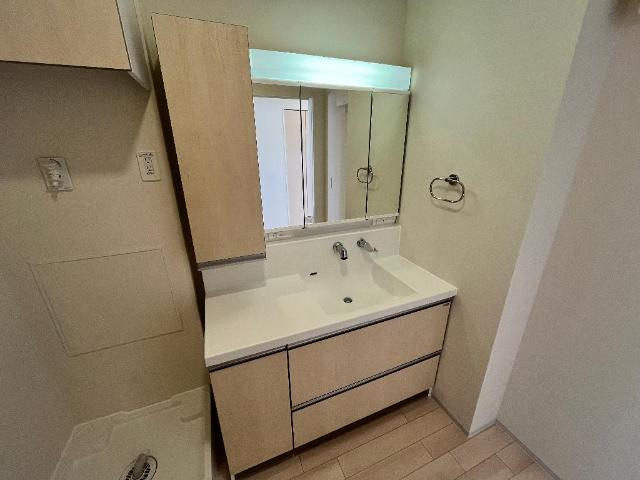 グリシーヌの洗面所|洗面