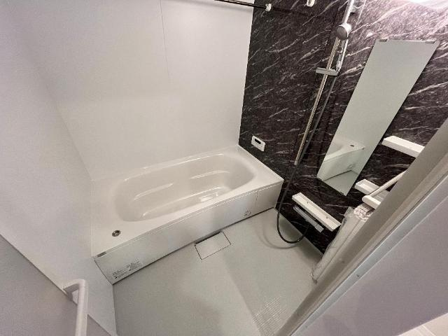 グリシーヌの浴室|バス