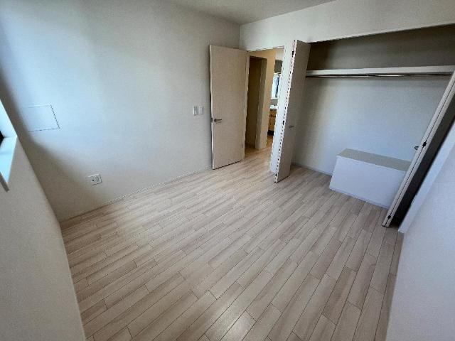 グリシーヌの内装|北側洋室