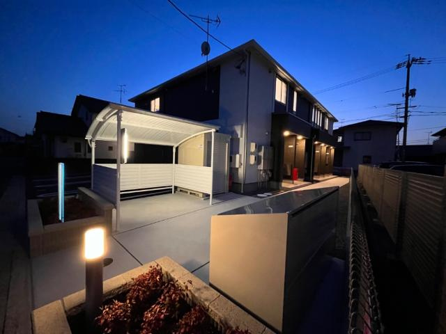 グリシーヌの外観|外観写真（夜）