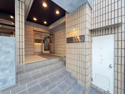 【エントランス】 | エーデルブルグ