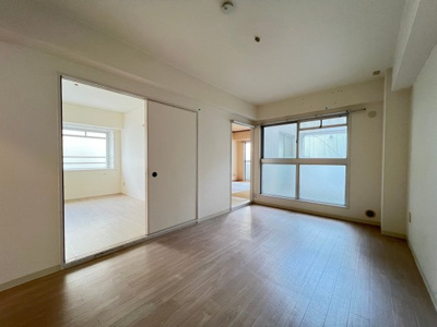 【居間・リビング】 | エーデルブルグ