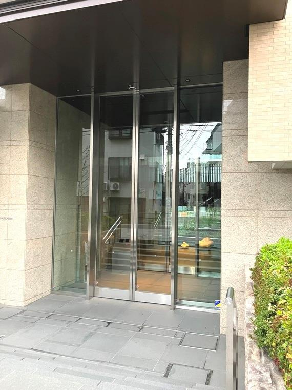 アトラス品川中延のエントランス