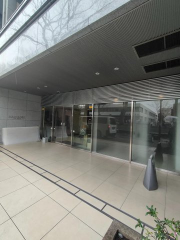 シティハウス府中けやき通りのエントランス