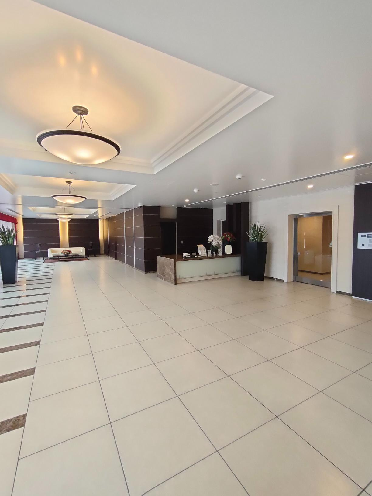 シティハウス府中けやき通りのロビー