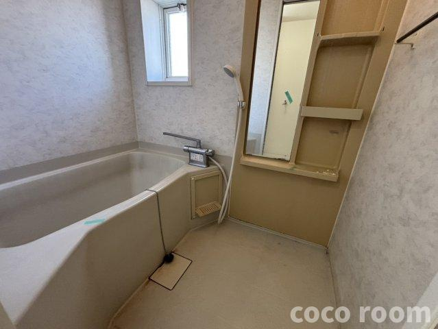 ベルヴィルQⅡ　Bの浴室