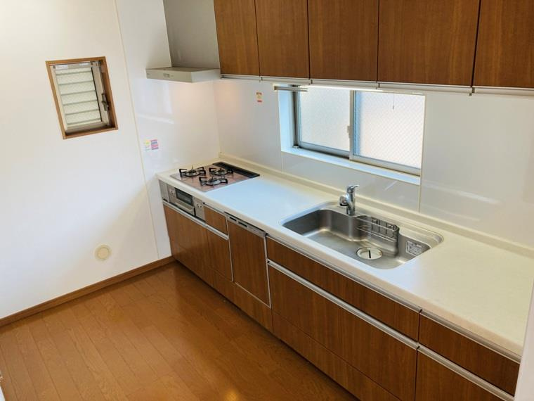 向井町戸建のキッチン