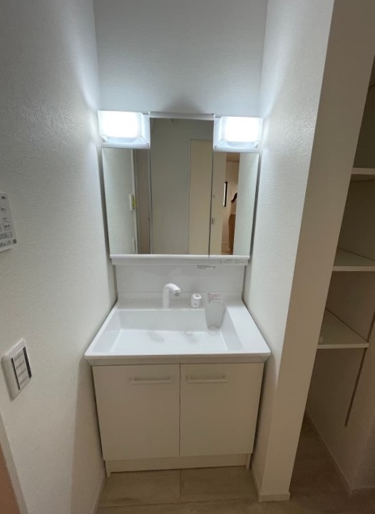 東大宮戸建の洗面所