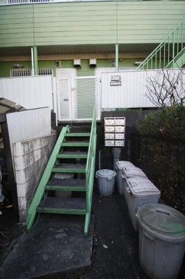 【エントランス】 | アーチェリーハウス