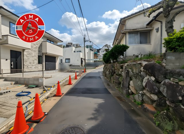 福岡市中央区輝国2丁目第1-2棟（2号棟）の前面道路含む現地写真|前面道路です。