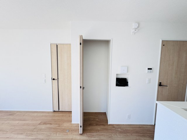 流山市松ケ丘５丁目新築戸建（松ケ丘５丁目24-1期）の収納|リビング収納スペース