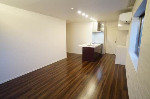 メゾンマスト名須川Ｃ棟の内装