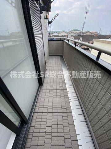 池之端町中古戸建のバルコニー|陽当たり・通風良好のバルコニー♪洗濯物が乾きやすいです！