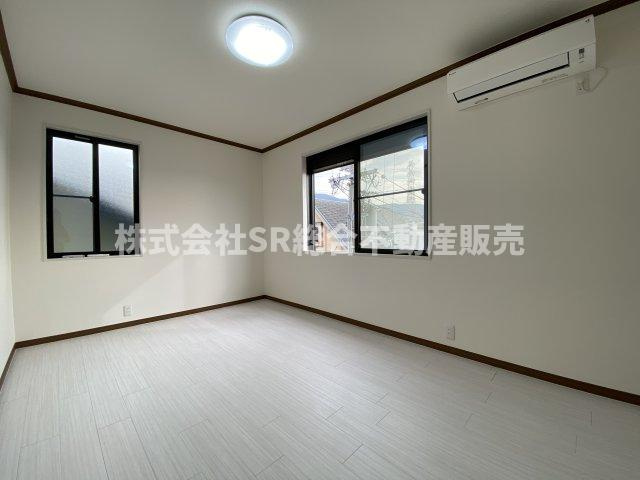 池之端町中古戸建の寝室|落ち着いて過ごせるお部屋なので、寝室にいかがでしょうか