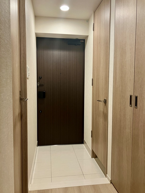 リビオ日本橋鞍掛ザ・レジデンスの玄関