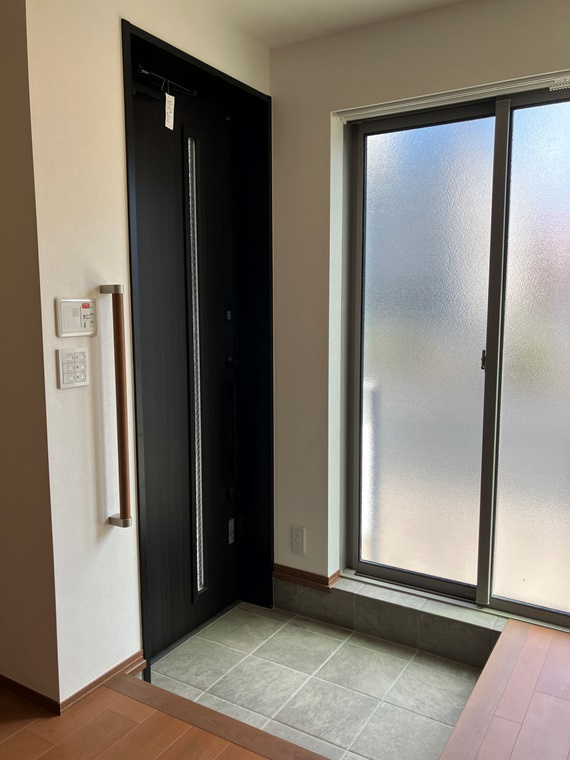 北砂戸建の玄関