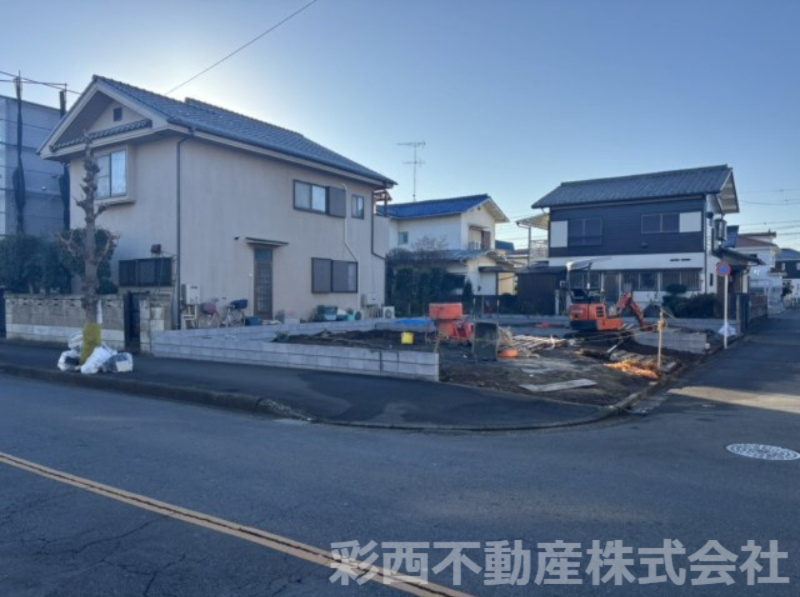 所沢市中新井新築戸建ての前面道路含む現地写真|現在建築中♪
