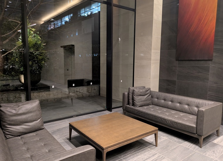 プラウドシティ越中島　アクアテラス棟のロビー