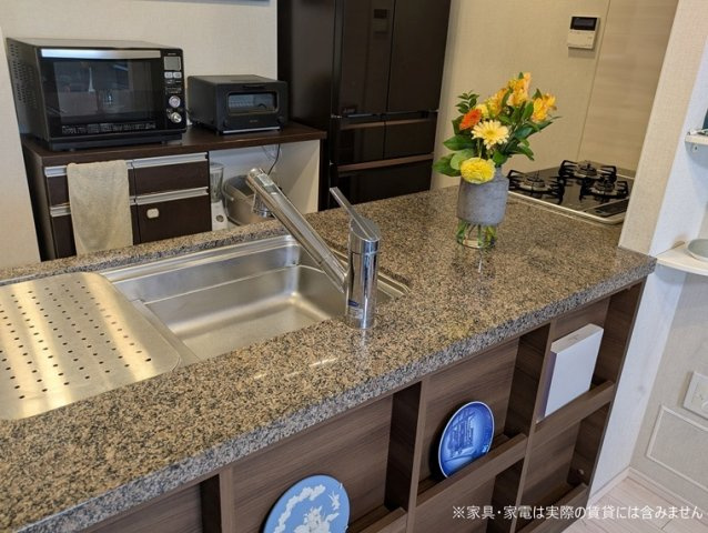 プラウドシティ越中島　アクアテラス棟のキッチン