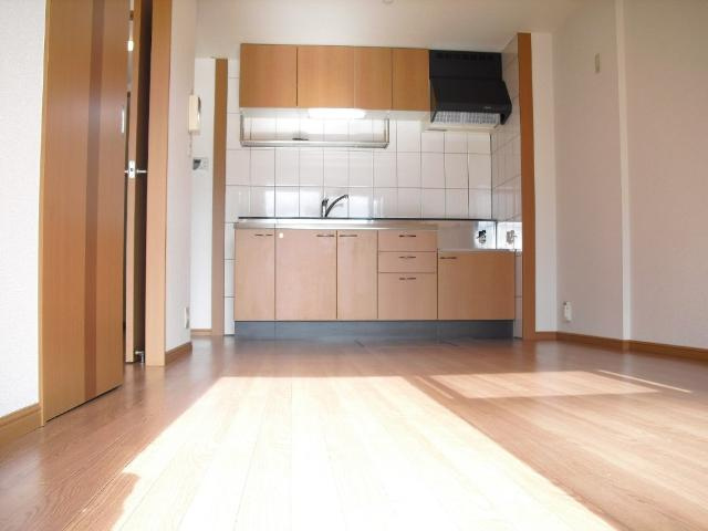 サンシャイン・ＫＡＴＳＵＴＡの居間・リビング|リビング