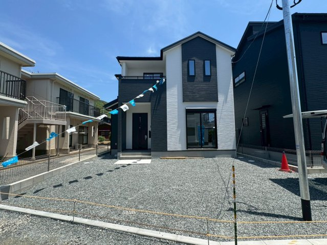 ーBloom－ブルームー小倉南区中吉田3丁目４期　【小倉南区　新築戸建て】の外観|飽きのこない外観が魅力♪【小倉南区　新築戸建て】