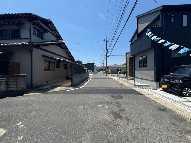 ーBloom－ブルームー小倉南区中吉田3丁目４期　【小倉南区　新築戸建て】の前面道路含む現地写真|現地撮影　2026,5,19　ーBloom－ブルームー小倉南区中吉田3丁目４期　【小倉南区　新築戸建て】