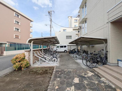 【エントランス】 | ロイヤルローズ