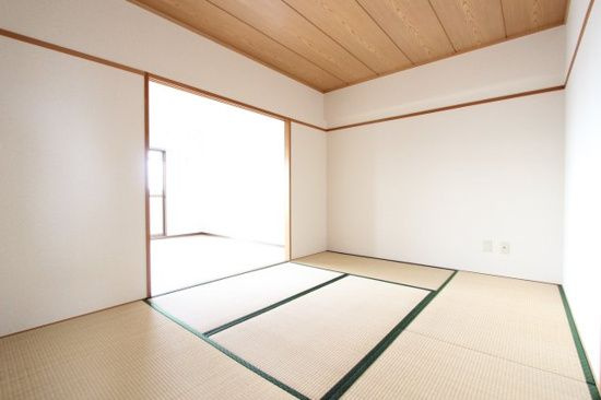 セブンスズキⅡの和室|趣のある和室です