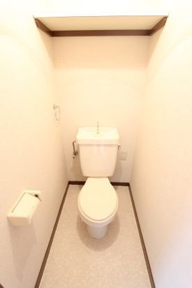 セブンスズキⅡのトイレ|ゆったりとした空間のトイレです