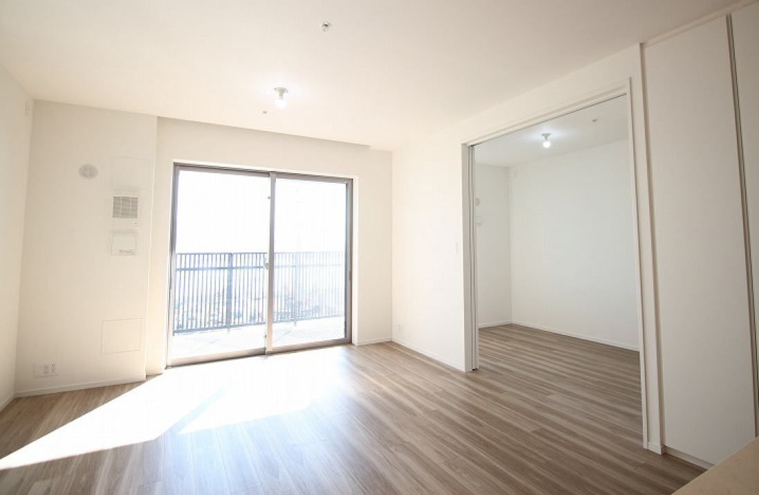 新築時に撮影したため現況と異なります。