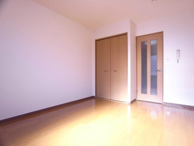 リリックコート香の洋室