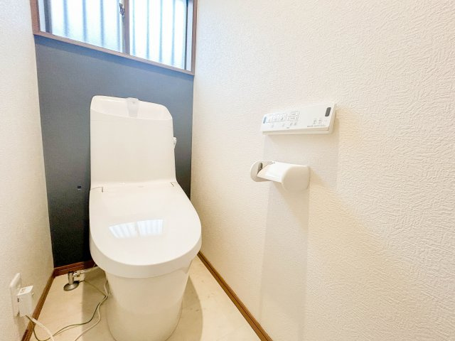 【トイレ】 | 駿東郡清水町徳倉 中古住宅 XH06024 | 清水町徳倉　1Fトイレ　リフォ－ム後