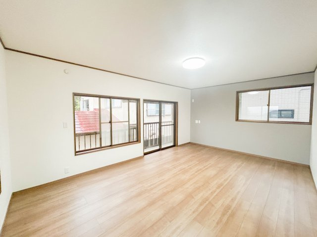 【洋室】 | 駿東郡清水町徳倉 中古住宅 XH06024 | 清水町徳倉　2F洋室12帖　リフォ－ム後