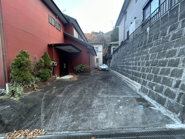 【駐車場】 | 駿東郡清水町徳倉 中古住宅 XH06024 | 清水町徳倉　駐車スペース