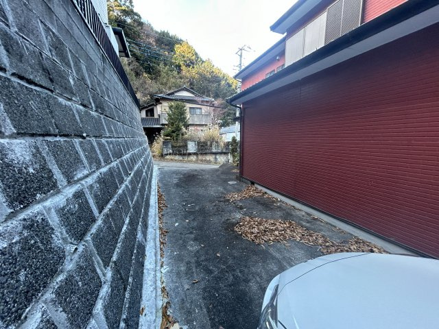【駐車場】 | 駿東郡清水町徳倉 中古住宅 XH06024 | 清水町徳倉　駐車スペース