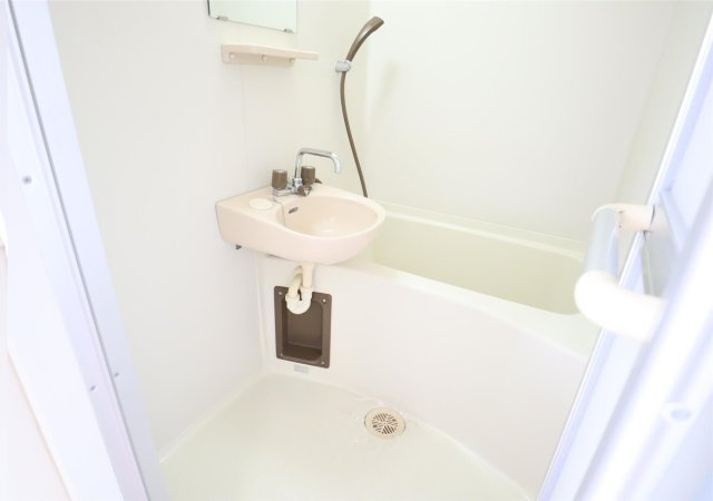 ヴィラパークサイドの浴室