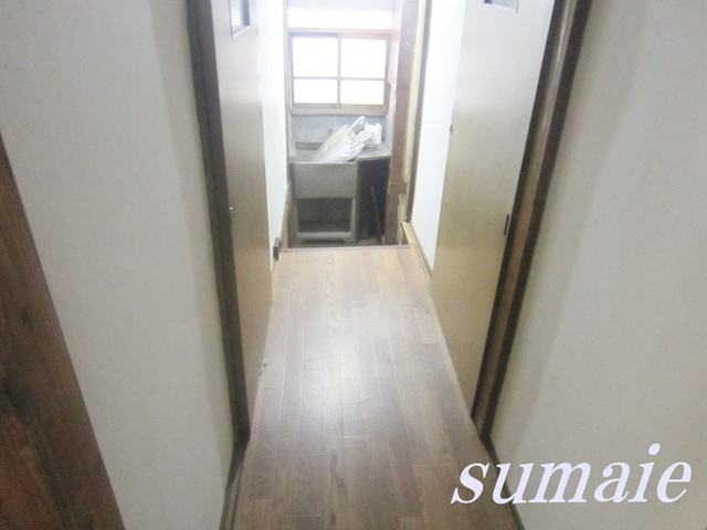 結城ハイツのエントランス