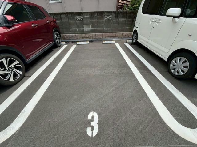 M’sレジデンスHIMEJIの駐車場
