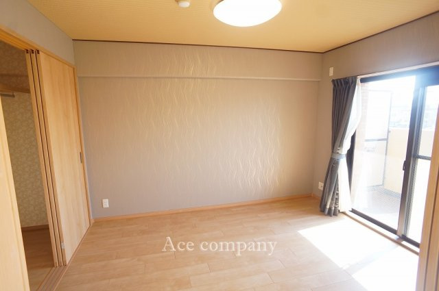 【寝室】の画像