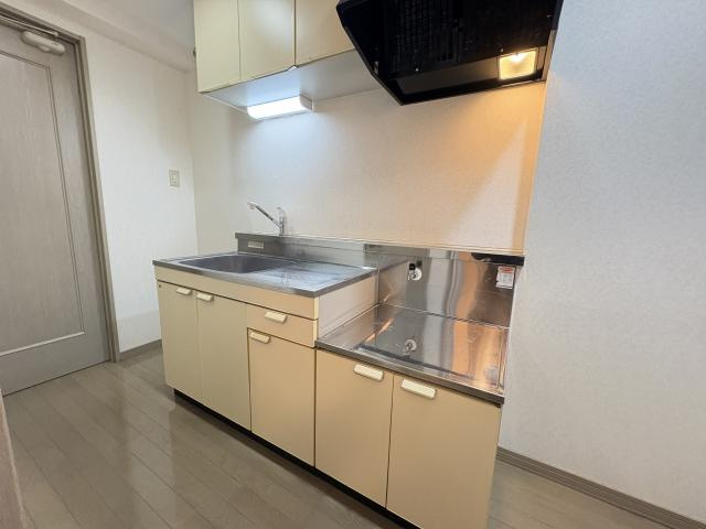 ラ　フランボワーズのキッチン