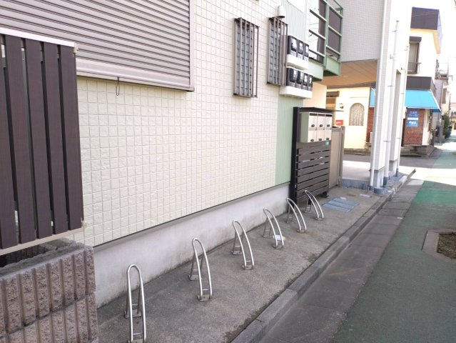 ニューライフ篠崎のエントランス