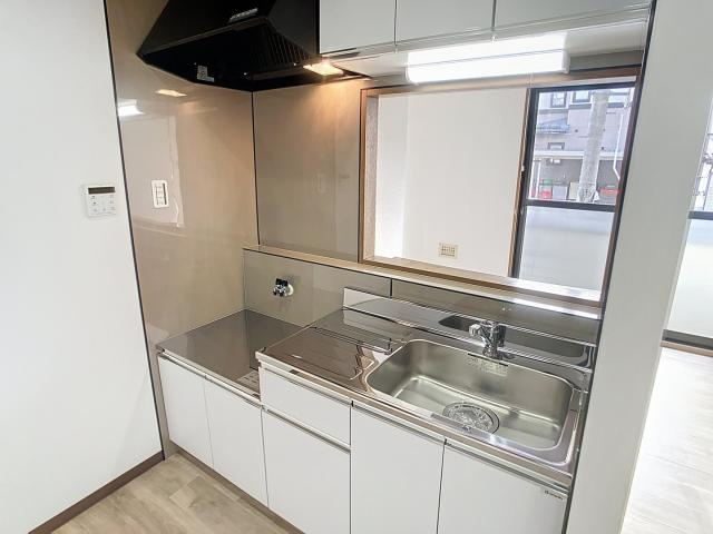 フローラルヒルズ　フリーセアのキッチン